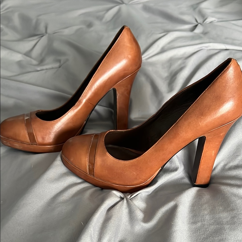 Cole Haan Tan Leather Heels Classic Design